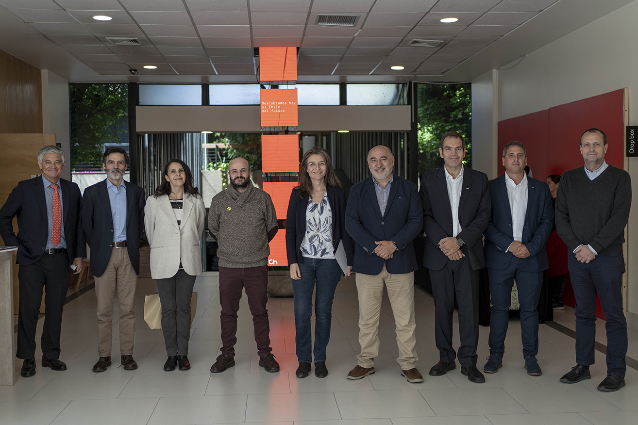 Expertos debaten sobre los desafíos del Cooperativimismo como uno de los motores de Desarrollo Económico social para Chile