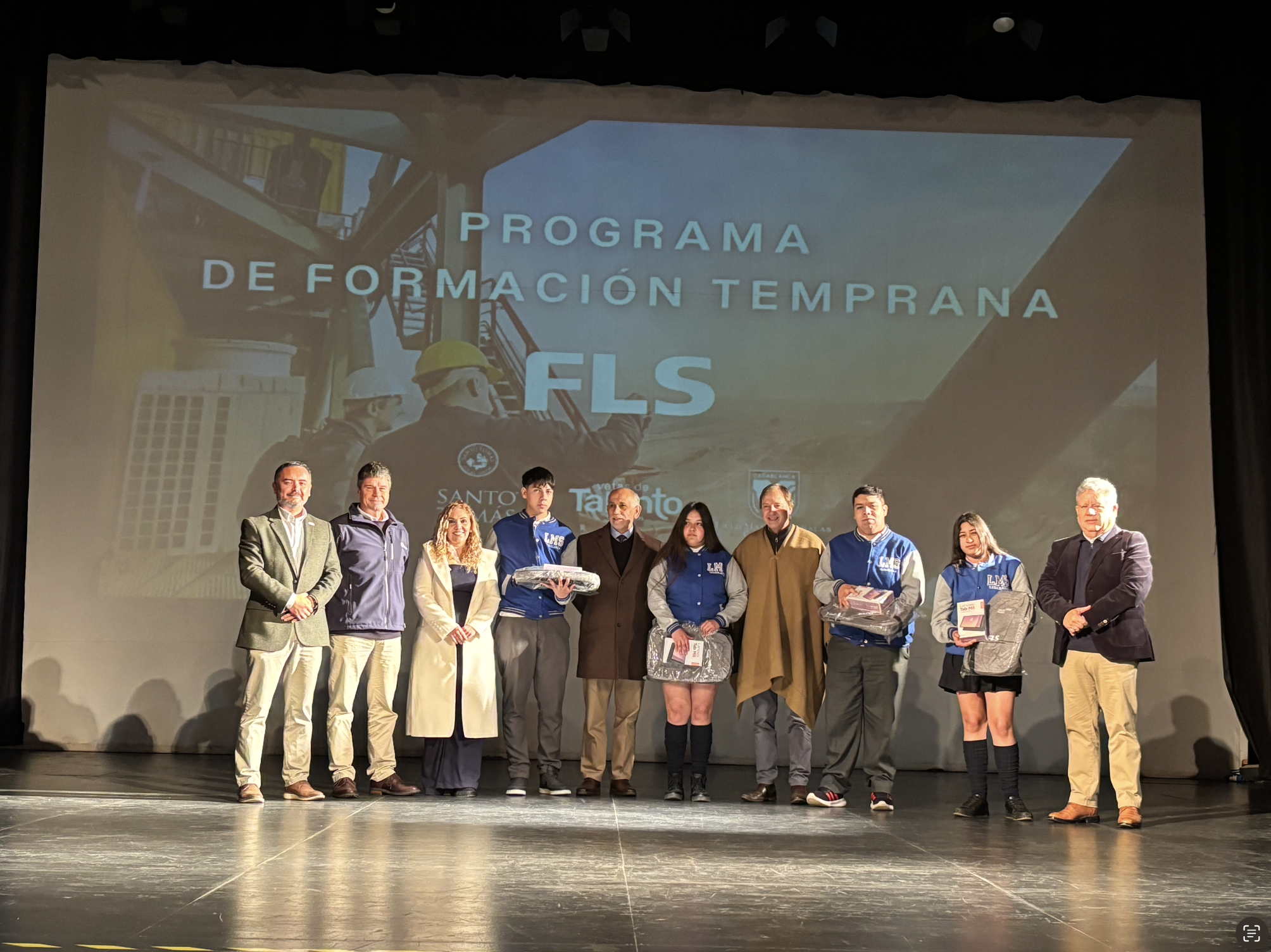 107 estudiantes de Casablanca inician formación técnica para la industria minera: FLS, Santo Tomás y Vetas de Talento lanzan tercera versión del Programa de Formación Temprana