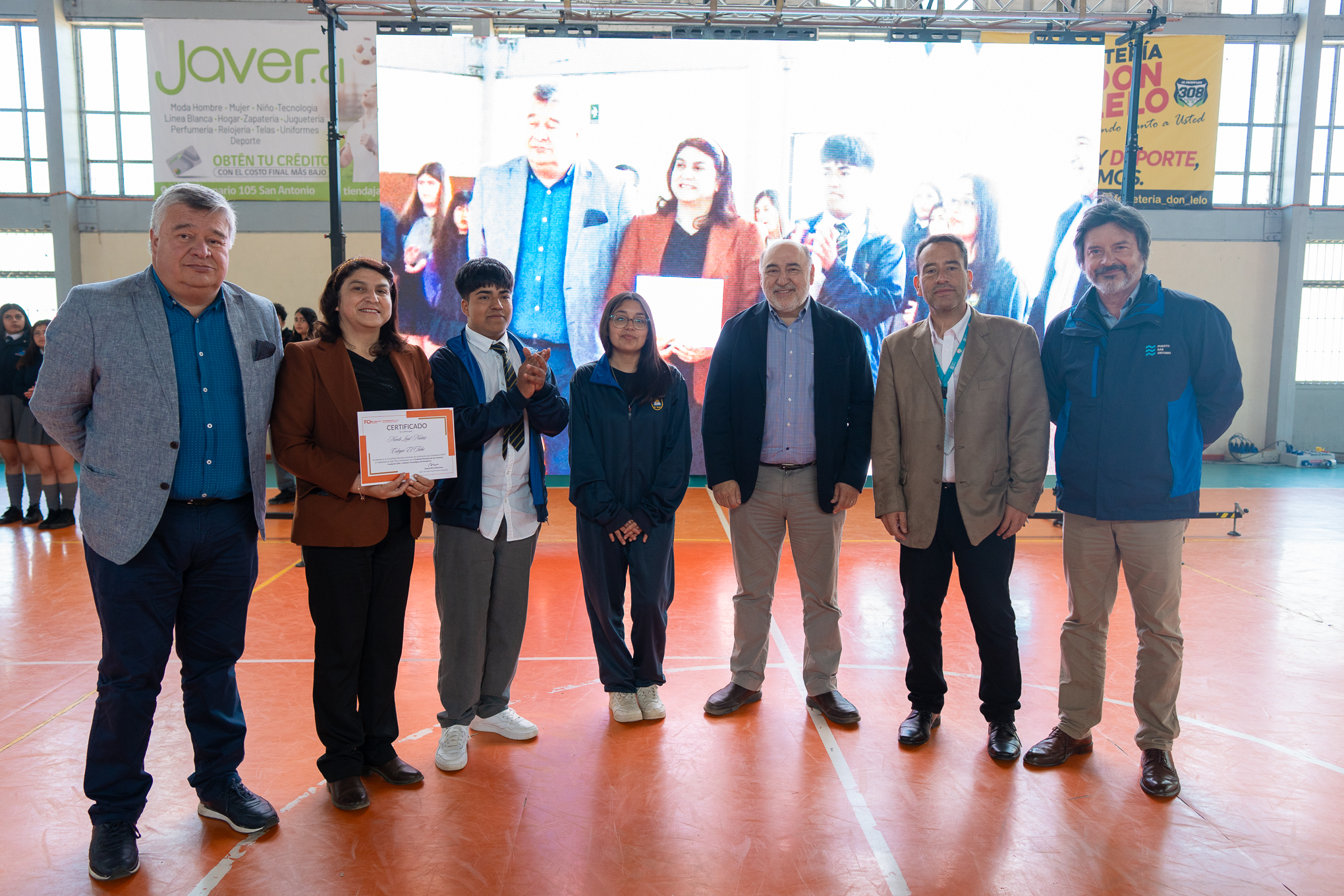 Más de 500 estudiantes y docentes concluyen exitosamente el Programa de Capacitación y Apoyo a la Educación Técnico Profesional impulsado por Puerto San Antonio