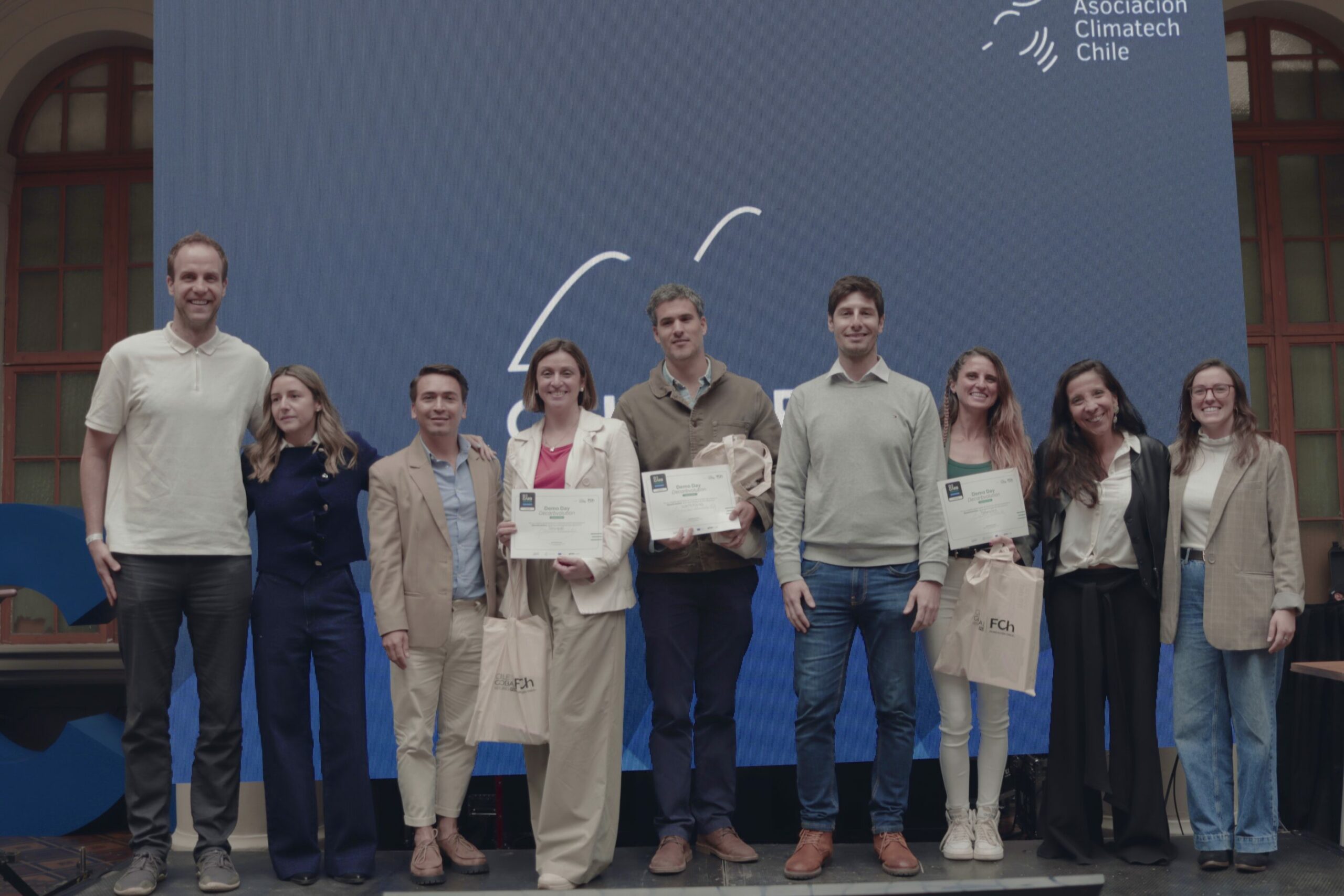 Demo Day de Decarb-volution culmina con tres ganadores y con el anuncio de una nueva versión del programa con foco en startups climáticas