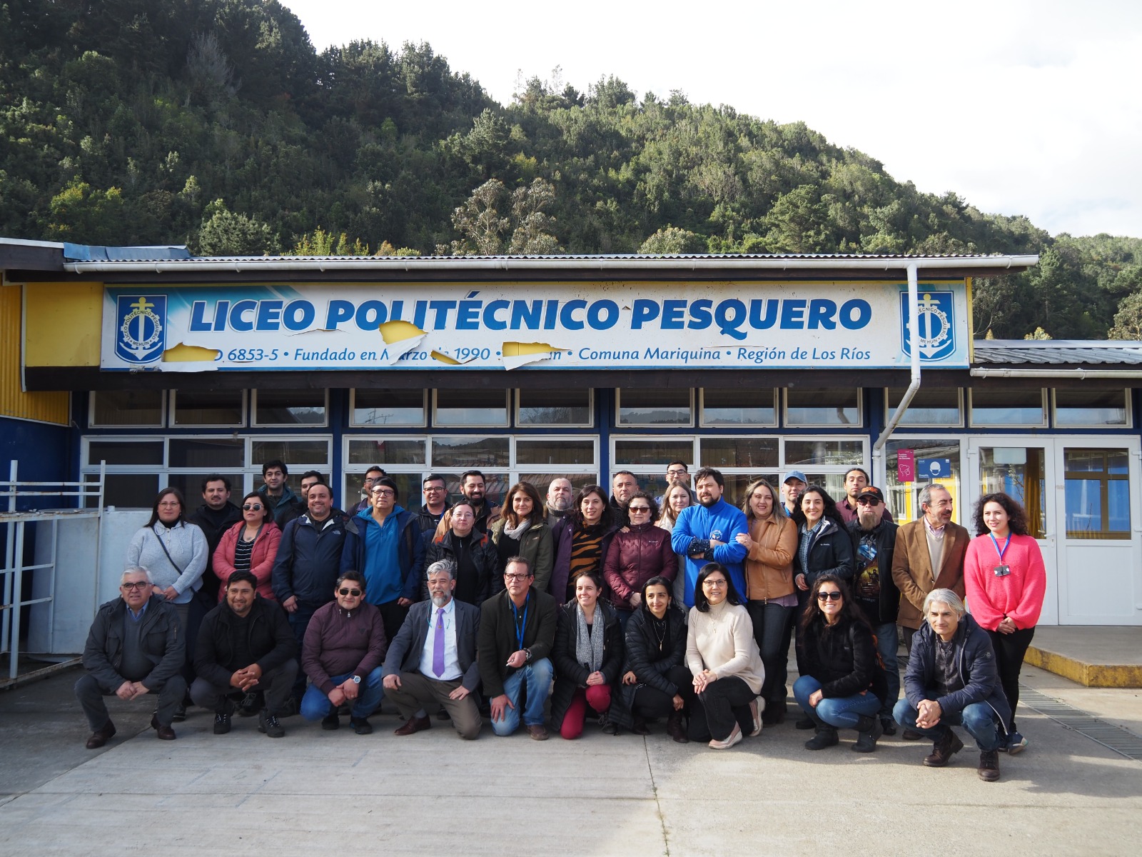 Docentes de acuicultura realizaron gira técnica al Liceo Politécnico de Mehuín
