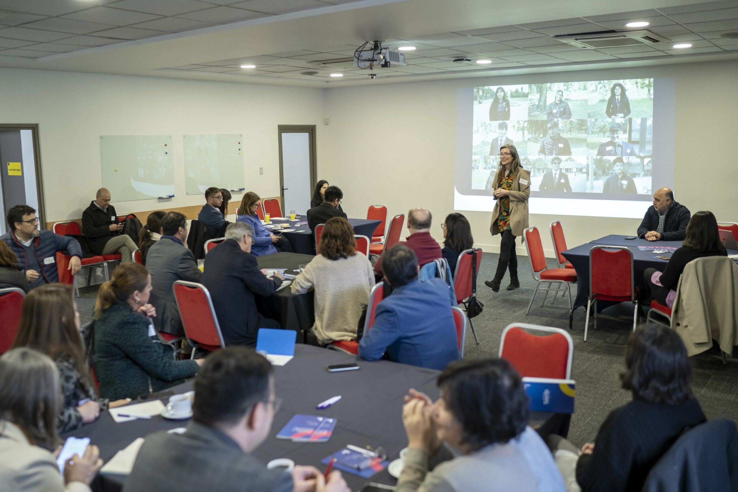 Fundación Chile refuerza alianzas público-privadas para potenciar la educación técnico profesional