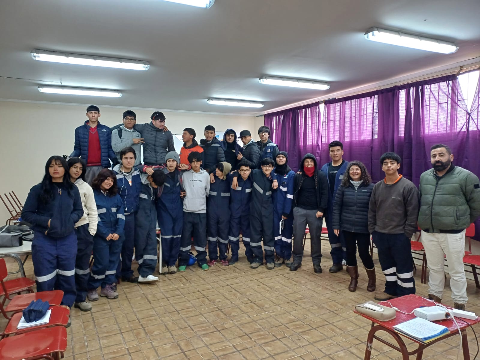 Estudiantes de Liceos Técnicos de Coquimbo desarrollan soluciones innovadoras a desafíos de la industria local