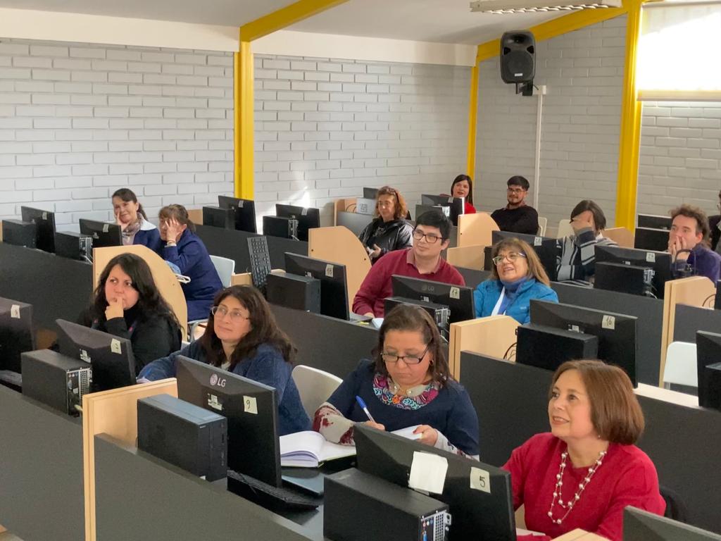 Google, Fundación Chile, and Chicos.net Introduce Artificial Intelligence to Chilean Classrooms