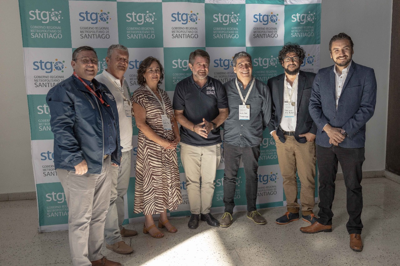 Gobierno Regional Metropolitano lanza iniciativas que convierten la los municipios en líderes de la Gestión Hídrica