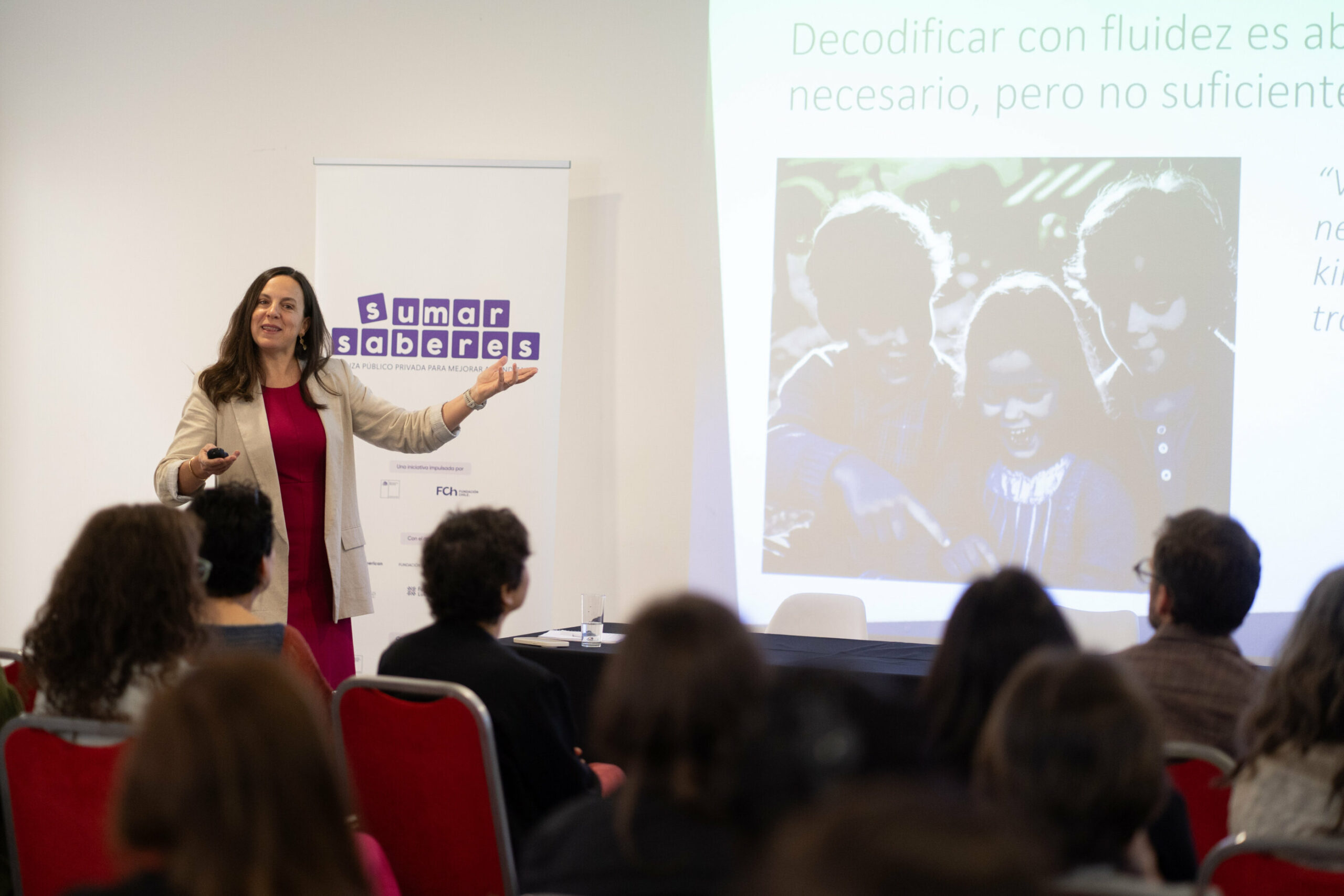 Estrategias efectivas para la enseñanza de la lectura: Sumar Saberes realizó su segundo encuentro de “Diálogos con Evidencia”