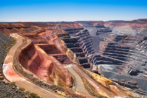 BHP lanza convocatoria en Chile y Latam buscando innovaciones para exploración y extracción de minerales críticos