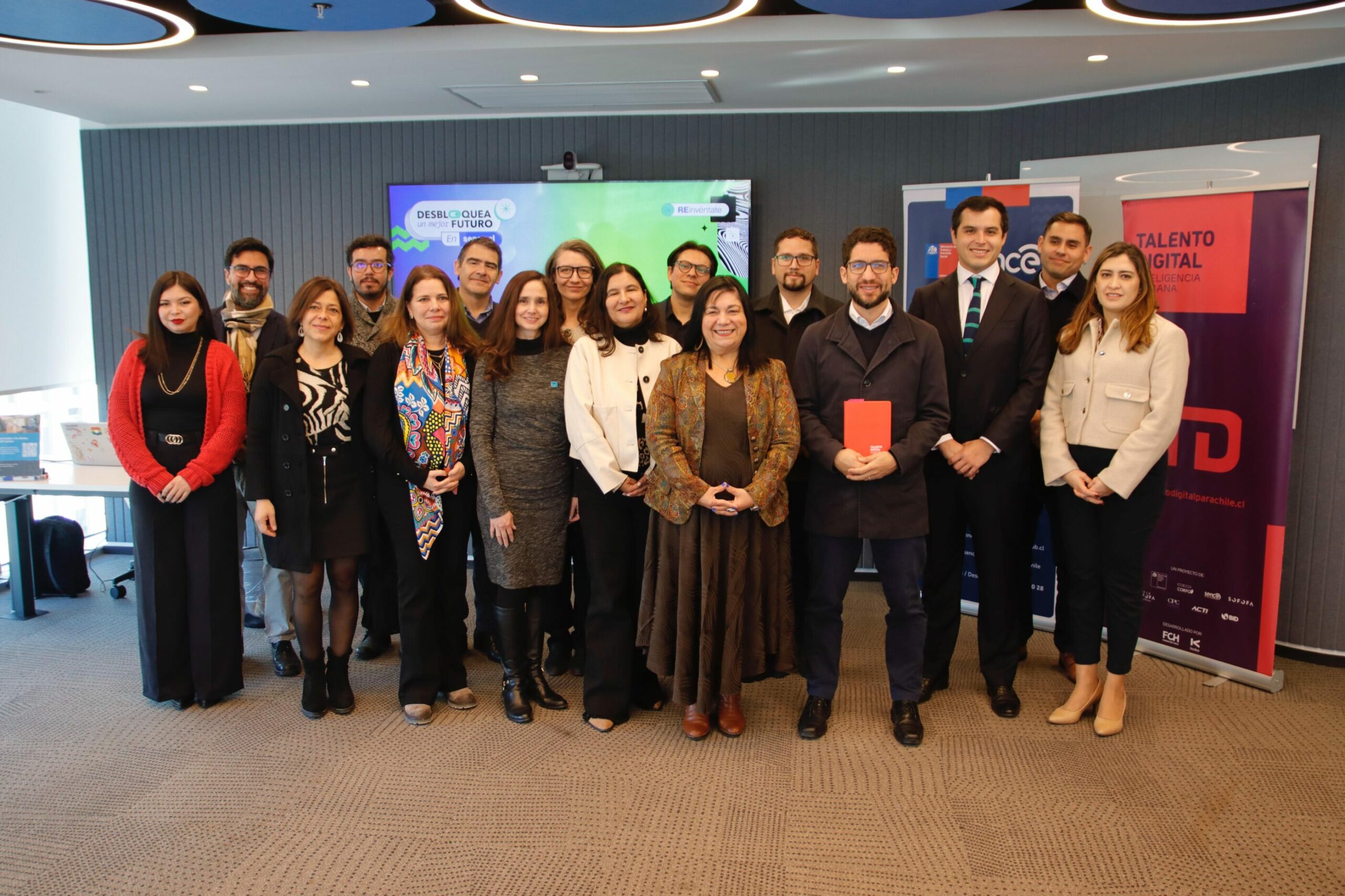 Talento Digital y SENCE lanzan 3.200 nuevas becas para capacitar talento en áreas digitales