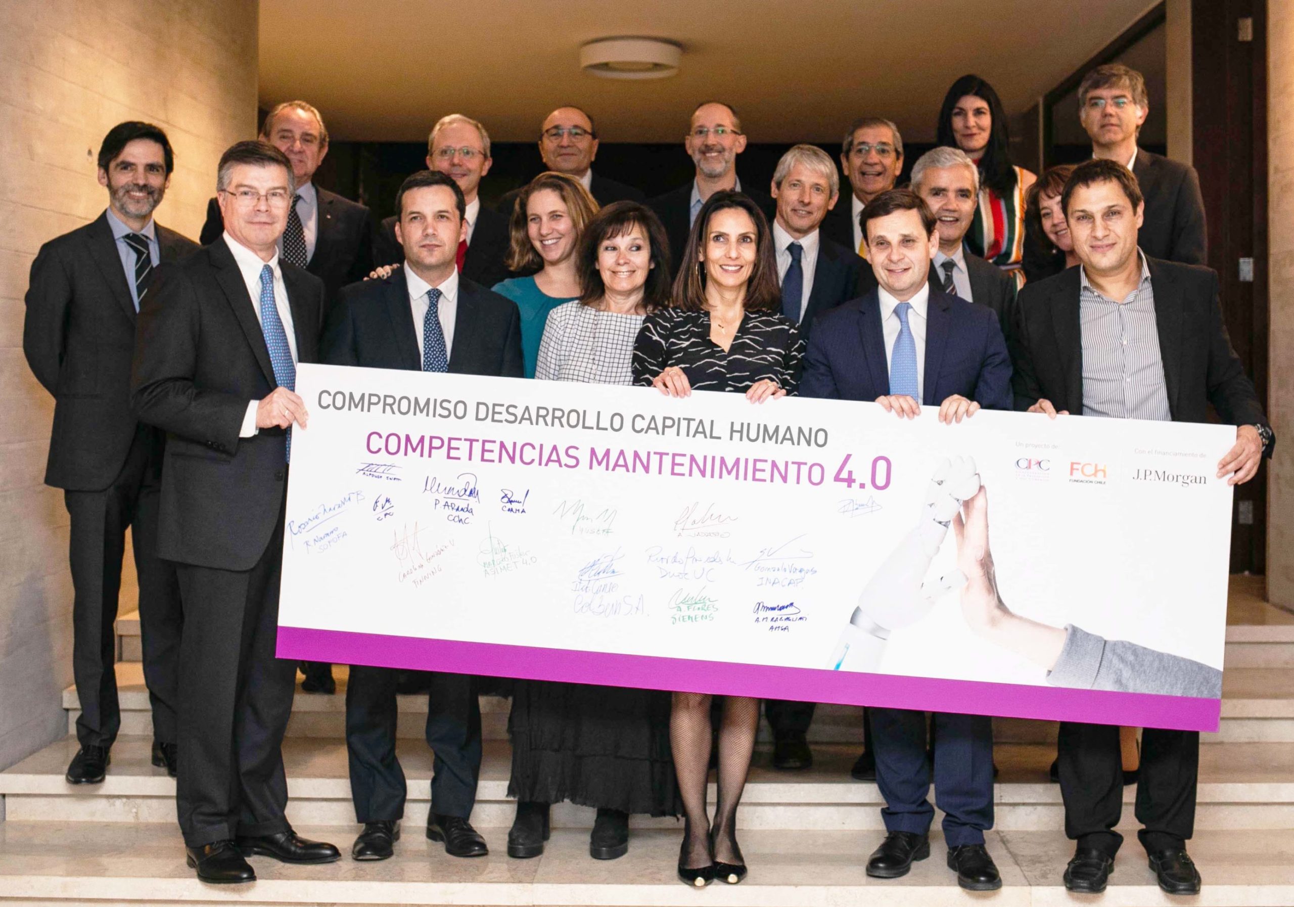 CPC, Fundación Chile y JP Morgan firman compromiso  de Desarrollo de Capital Humano 4.0