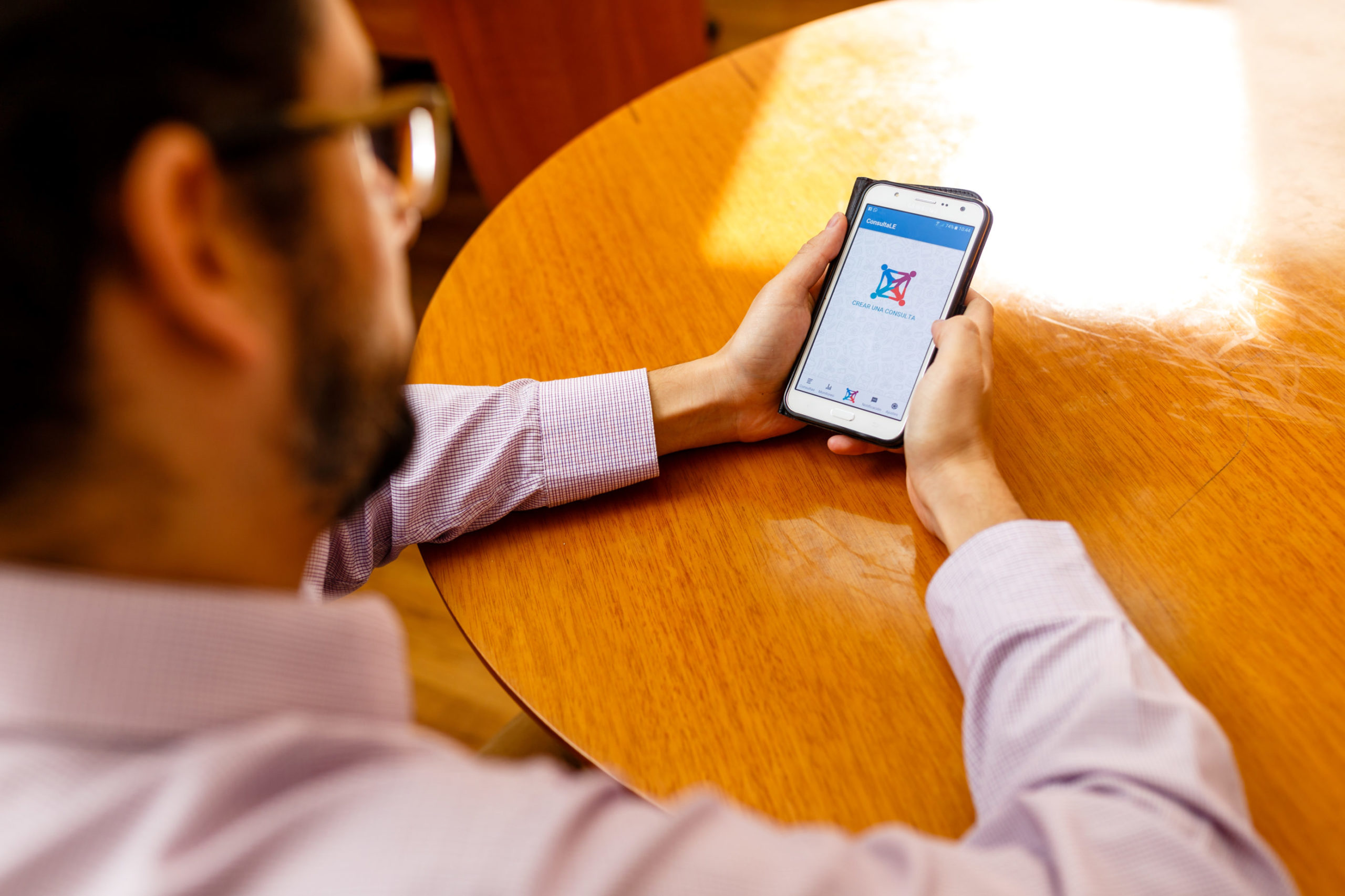 ConsultaLE, la app que promueve la colaboración en comunidades escolares
