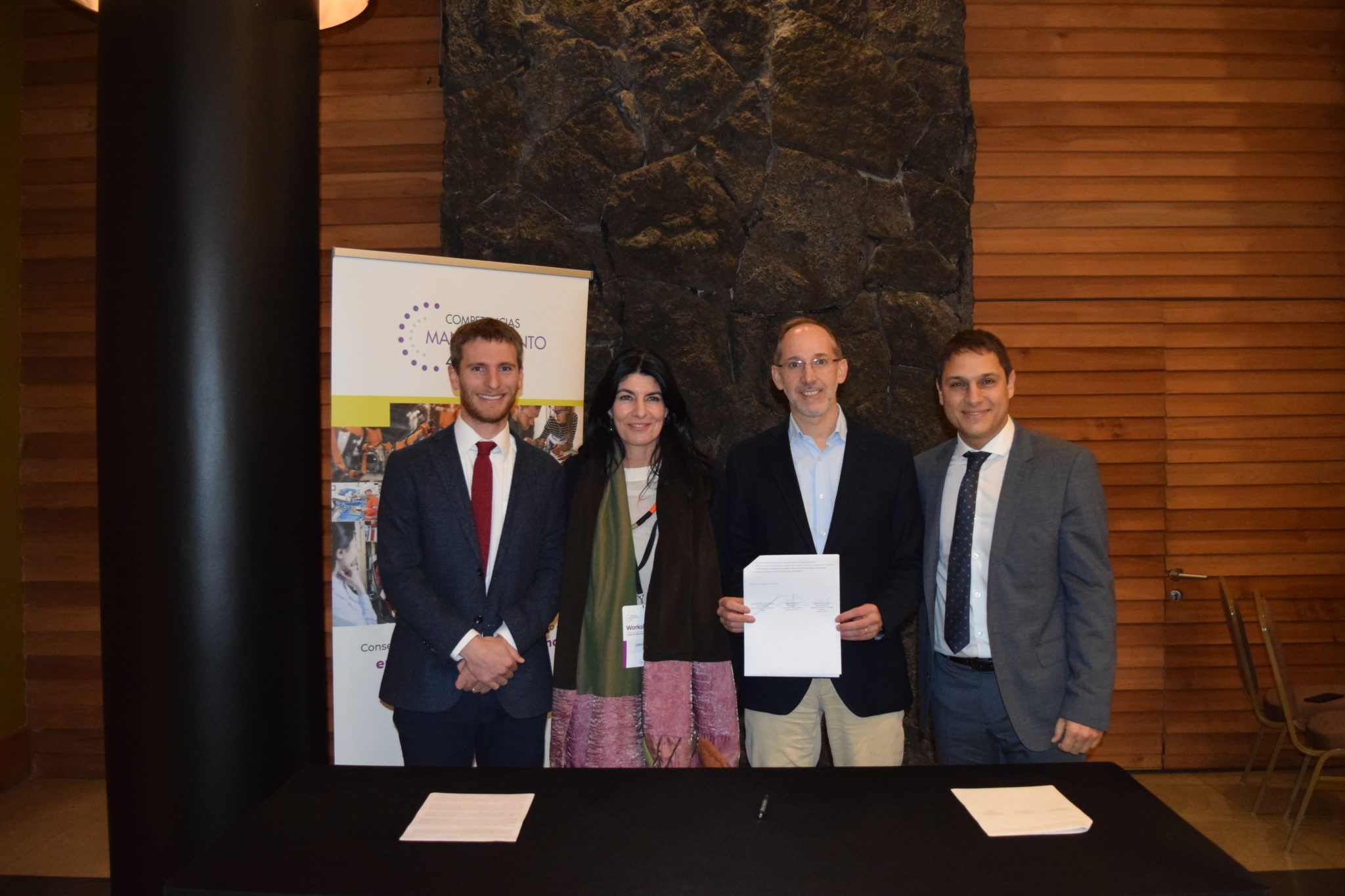 ACUERDO PERMITIRÁ CAPACITAR Y MEJORAR LA EMPLEABILIDAD DE MIL PERSONAS EN CHILE