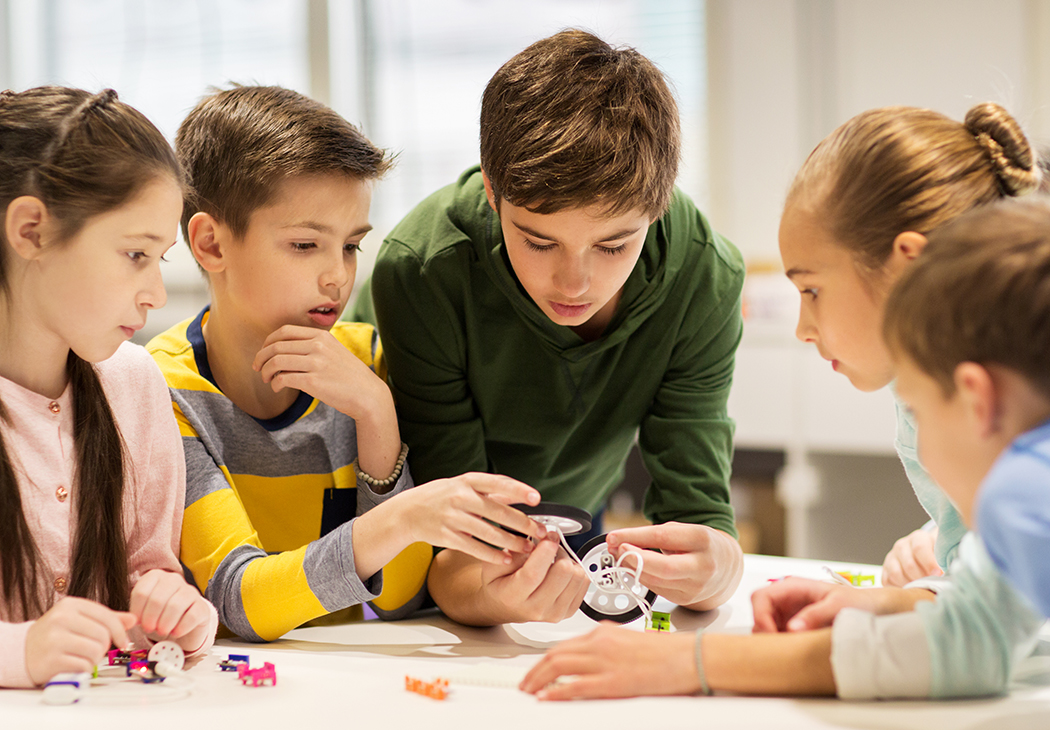 Liderazgo intermedio para un aprendizaje integral y pertinente en la nueva Educación Pública