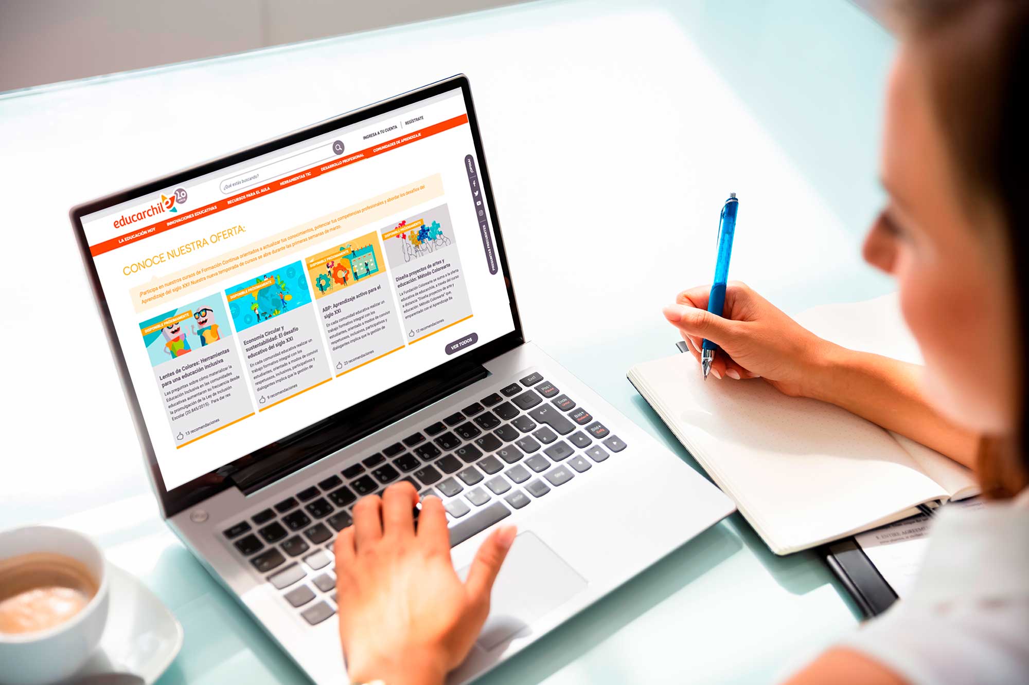 Educarchile renueva su oferta gratuita de cursos online para el desarrollo profesional de docentes y directivos de todo el país