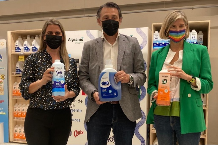 Walmart, Unilever y Algramo presentan envases recargables para reducir uso de plásticos