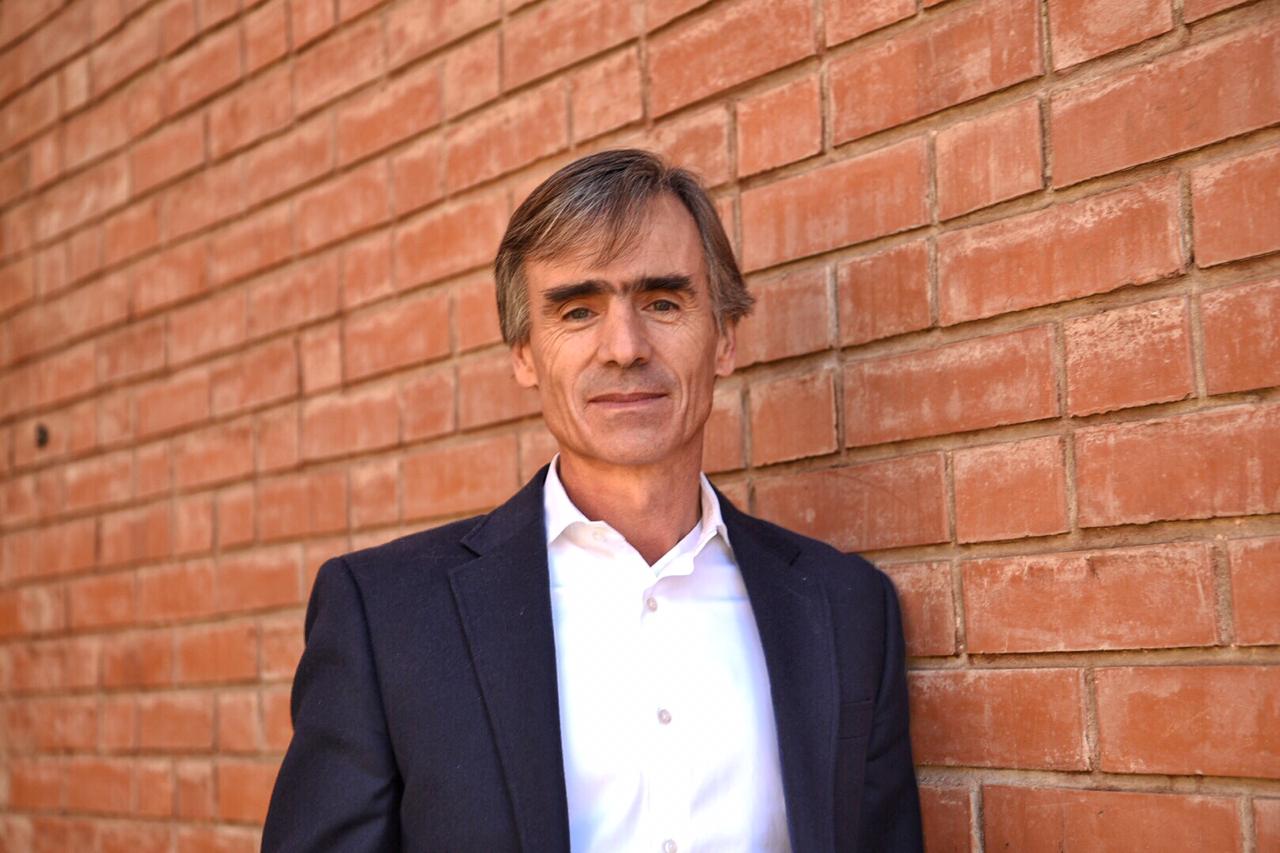 JOSÉ RAMÓN VALENTE ES EL NUEVO PRESIDENTE DE FUNDACIÓN CHILE