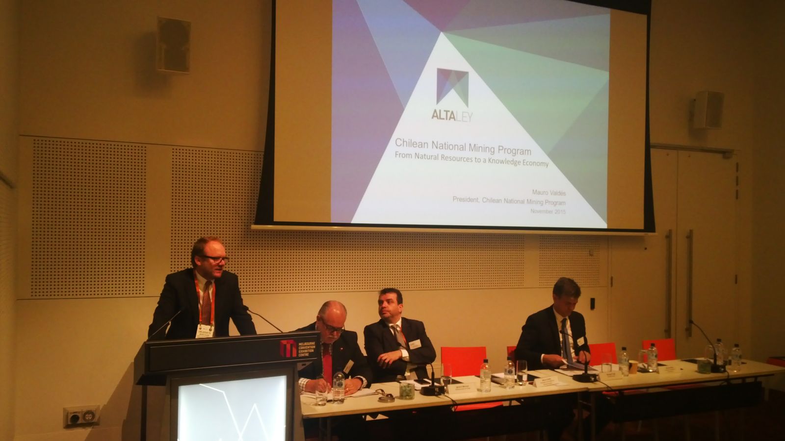 En Australia presentan metas del Programa Nacional de Minería al 2035