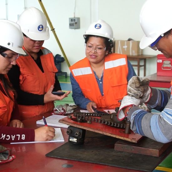 Más empleo local minero
