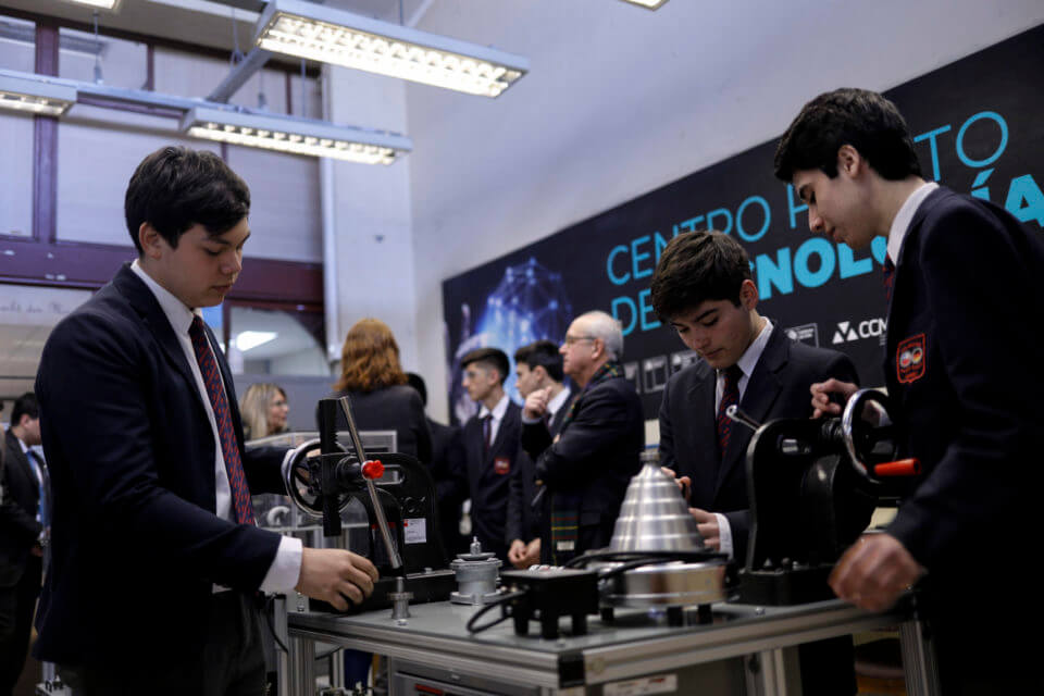 Eleva Program inaugurates pilot technology center to promote agile and effective learning processes in students enrolled in technical education