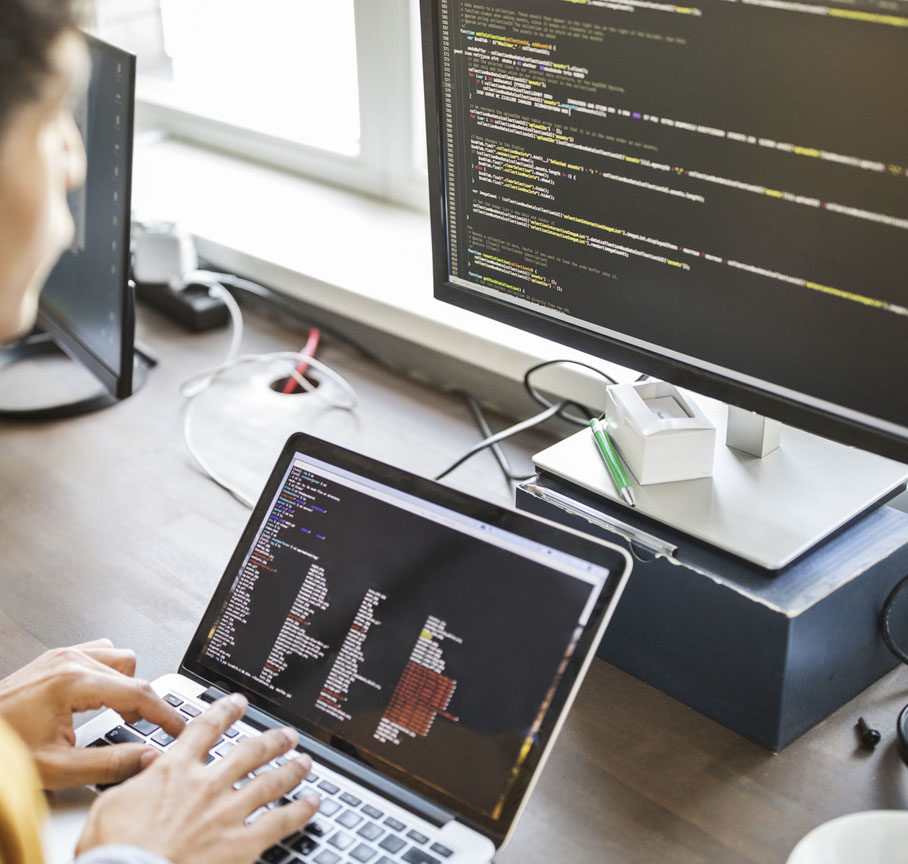 Corfo y Talento Digital ofrecen becas para especialización en los perfiles digitales más demandados en Chile