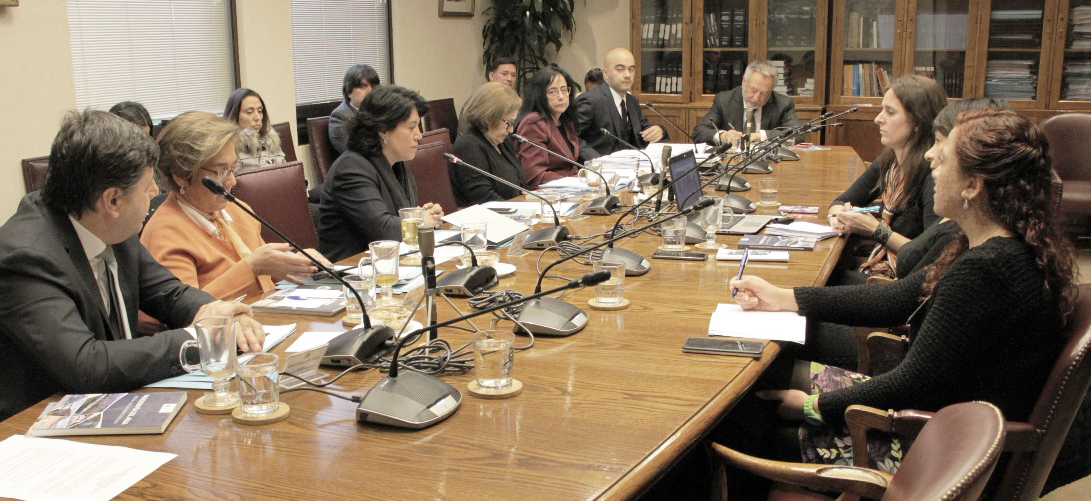 Presentan ante el Senado revelador escenario sobre riesgo hídrico en Chile