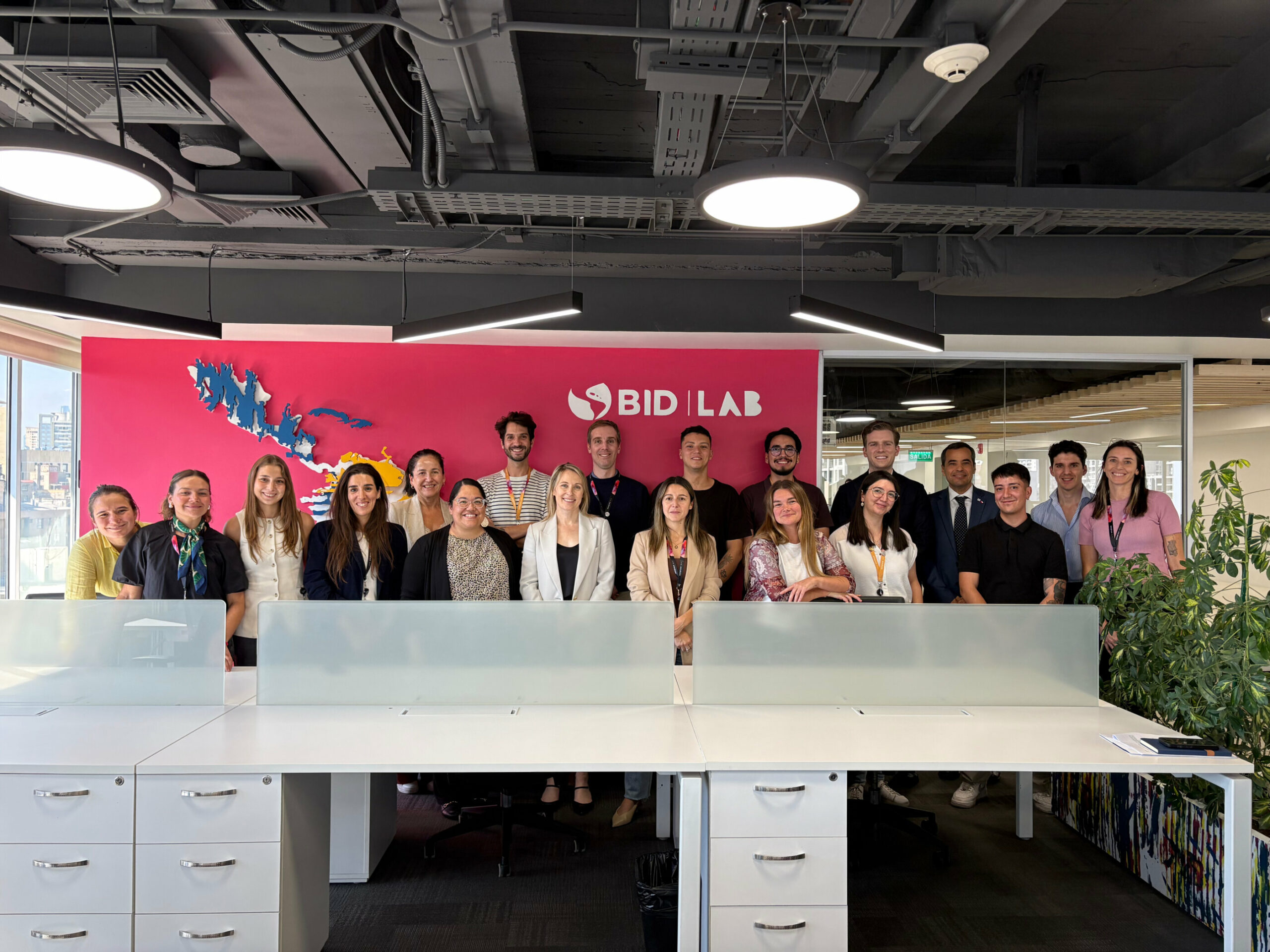 startuplab.01 lanza Deep Build y Deep Scale: dos programas de aceleración para startups deep tech, desde la validación científica hasta el mercado global