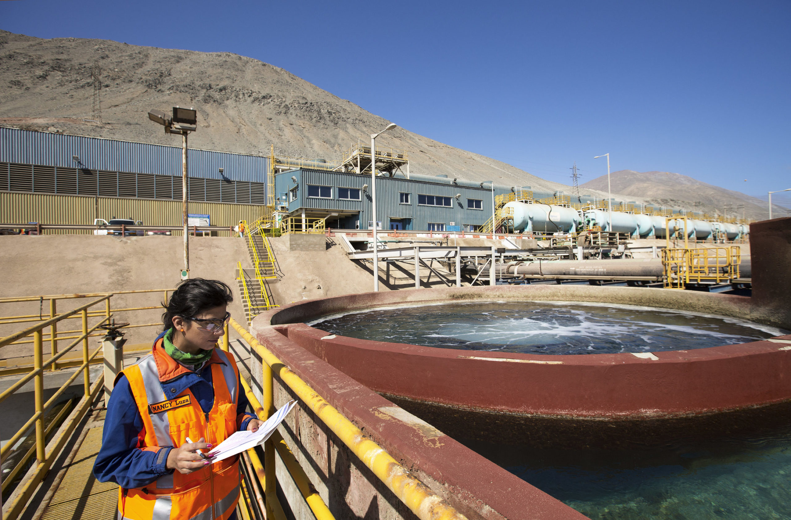 ¿Qué nos falta para una real inclusión de la fuerza laboral femenina en minería?