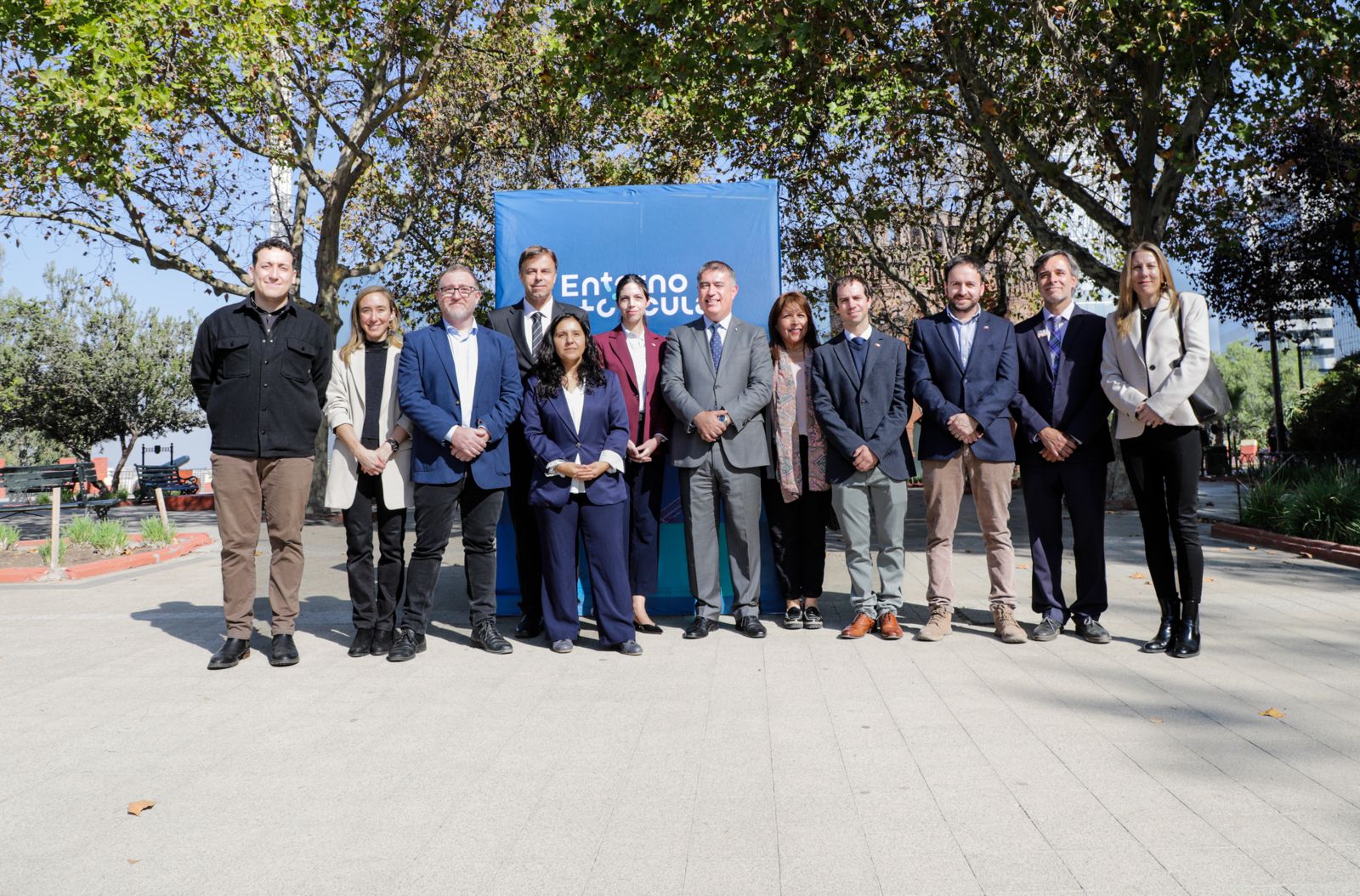 Ministerio del Medio Ambiente celebra el Día de la Tierra con innovador piloto tecnológico para identificar vertederos, áridos ilegales, y aprovechar los residuos de la construcción en Chile
