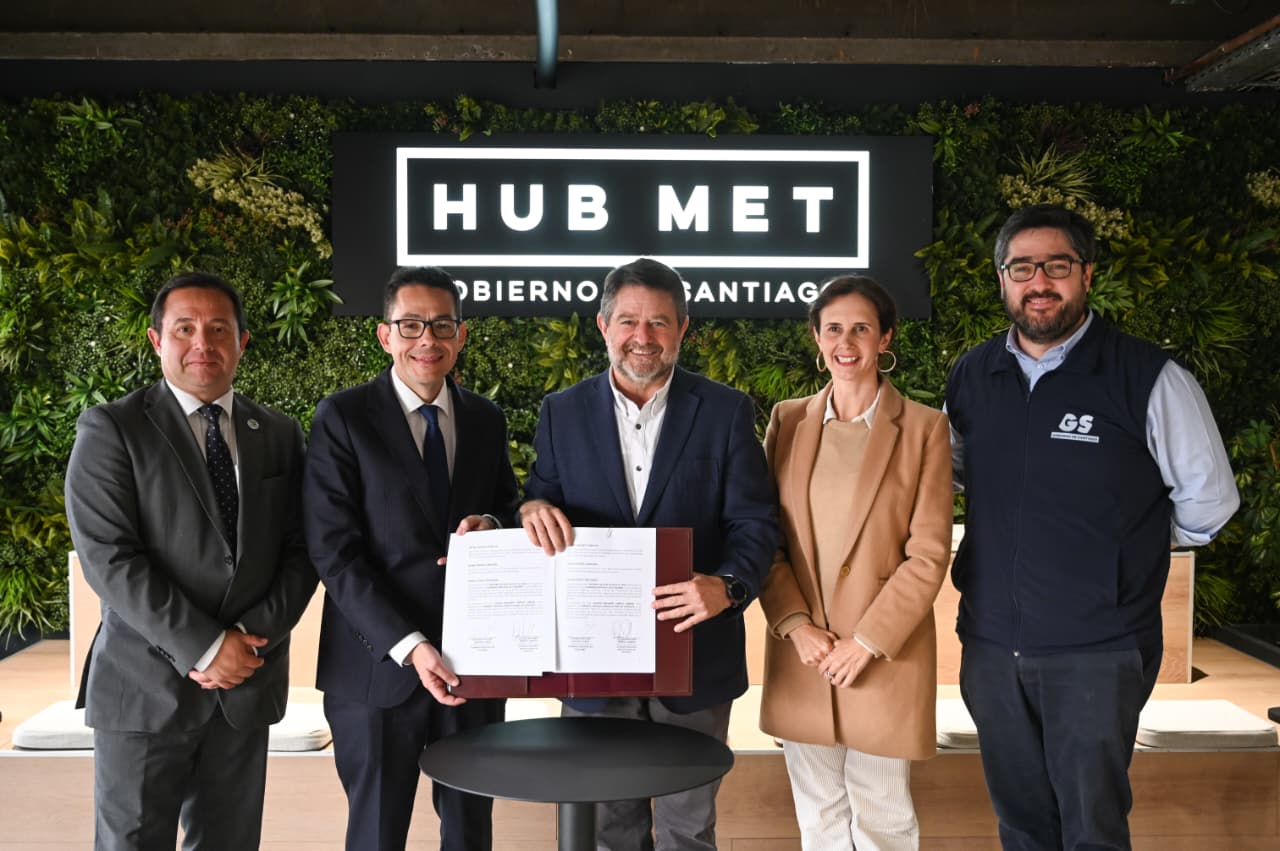 Gobierno de Santiago impulsa colaboración interregional para fortalecer el emprendimiento, la innovación y el fomento productivo