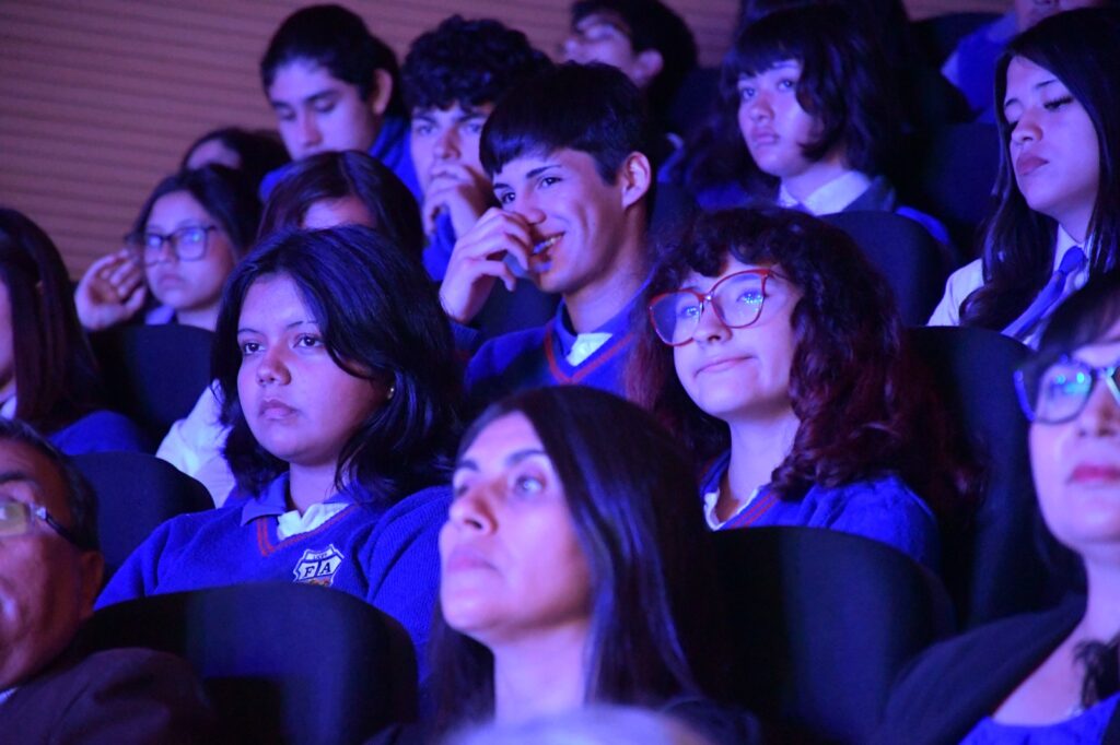 Proyecto MakerSTEM impulsa la futura fuerza laboral de Atacama con innovadora Aula con tecnologías aplicadas en Paipote