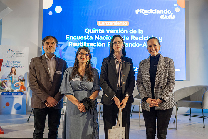 Encuesta Nacional de Reciclaje 2026: 53% de las personas declara reciclar en Chile