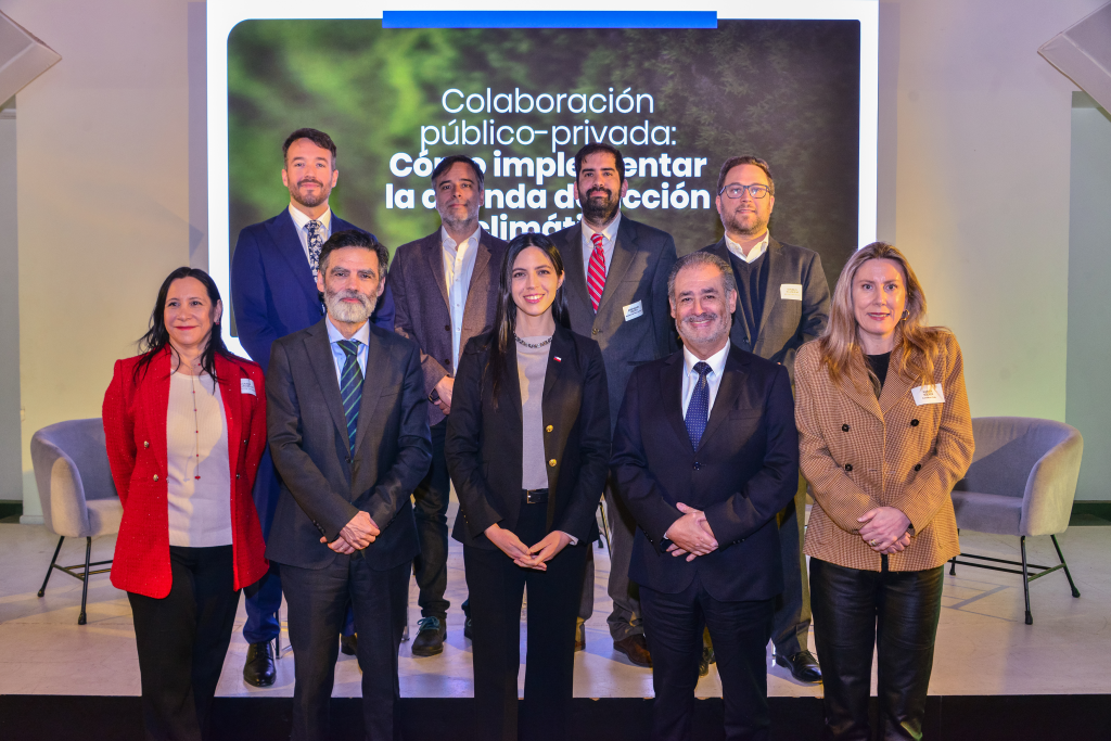Sector público y privado abordan desafíos para acelerar la implementación de la agenda climática en Chile